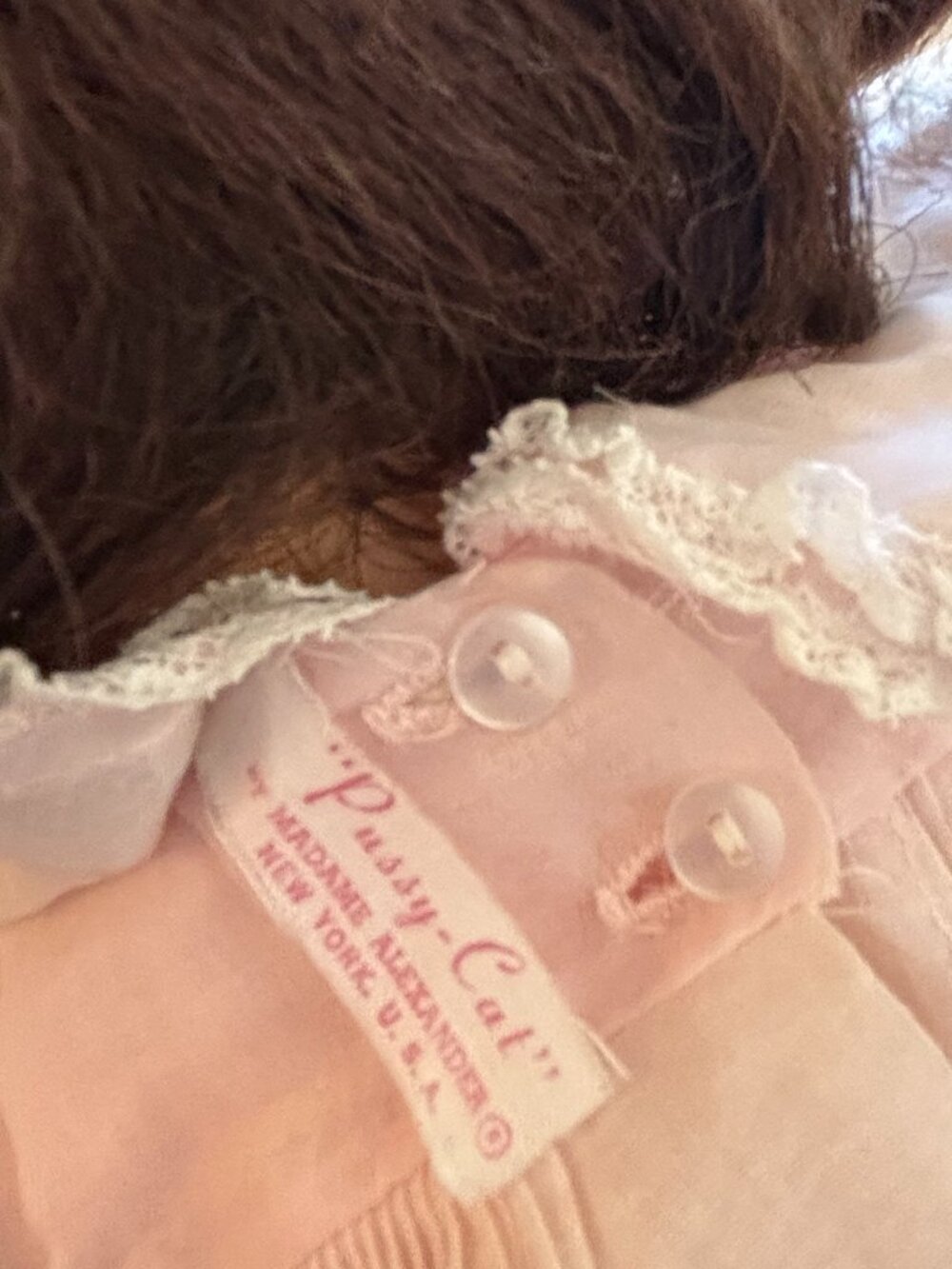 VINTAGE 1965 MADAME ALEXANDER DOLL - Picture 3 of 9